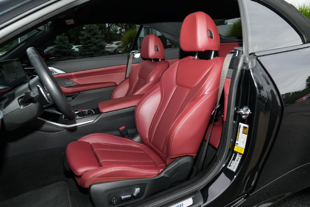 Used 2024 BMW M440i Convertible RWD image 5
