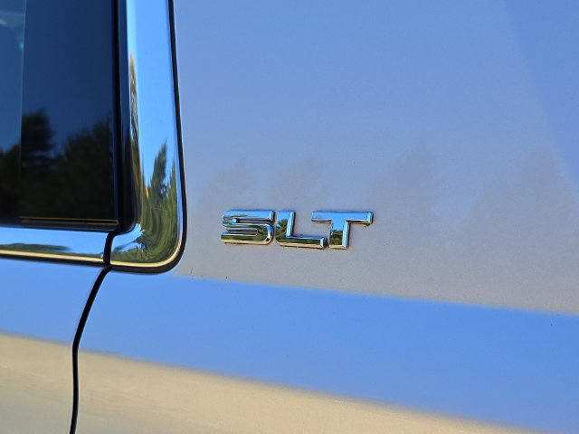 Used 2019 GMC Yukon SLT w/ Open Road Package AWD/4WD image 33