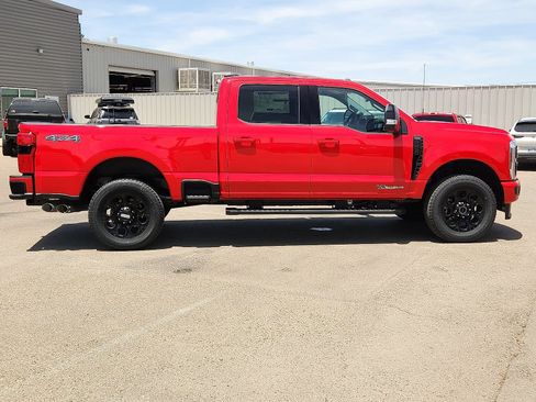 New 2026 Ford F250 Lariat w/ Black Appearance Package AWD/4WD image 5