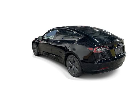Certified 2023 Tesla Model 3 Standard Range RWD image 4