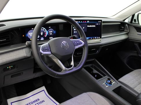 Certified 2026 Volkswagen Tiguan S FWD image 15