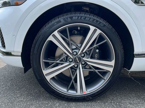 New 2026 Genesis GV80 3.5T e-SC image 9