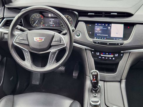 Used 2020 Cadillac XT5 Premium Luxury AWD/4WD image 27