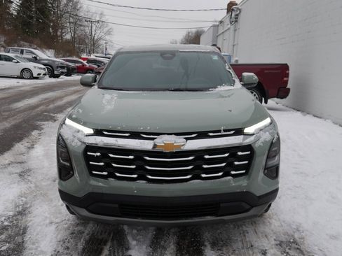 New 2026 Chevrolet Equinox LT image 3