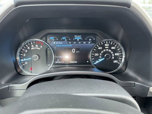 Used 2019 Ford F150 Lariat w/ Equipment Group 502A Luxury AWD/4WD image 13