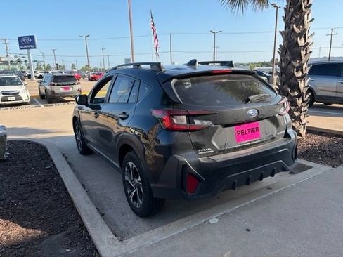 Used 2024 Subaru Crosstrek 2.0i Premium AWD/4WD image 14