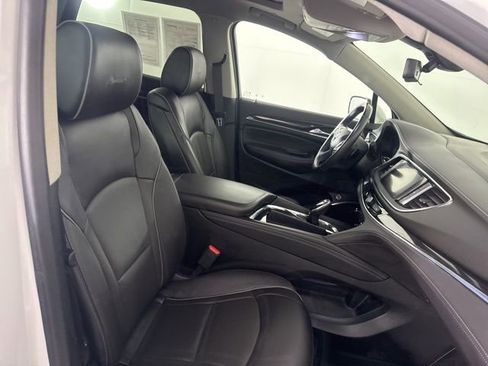 Used 2021 Buick Enclave Avenir image 18