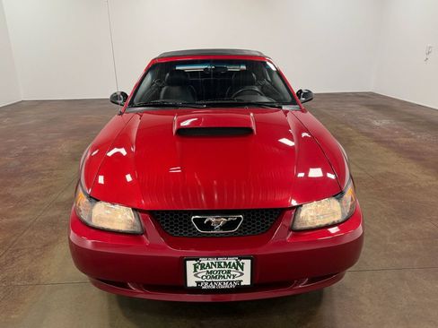 Used 2004 Ford Mustang GT RWD image 40