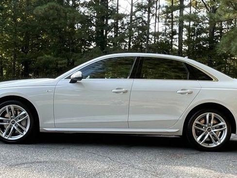 Used 2020 Audi A4 2.0T Premium Plus w/ Premium Plus Package image 5