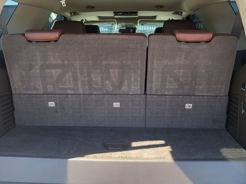 Used 2019 Chevrolet Tahoe Premier AWD/4WD image 15