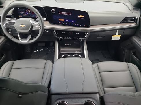 New 2026 Chevrolet Suburban LT w/ Comfort Package RWD image 15