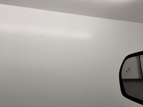 Used 2023 Ford Edge SEL image 19