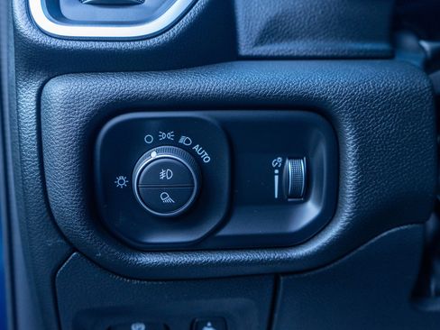 Used 2024 RAM 1500 Big Horn image 15