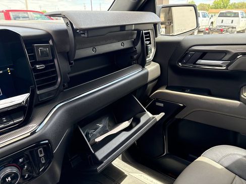 Used 2025 Chevrolet Silverado 1500 ZR2 w/ Technology Package AWD/4WD image 53