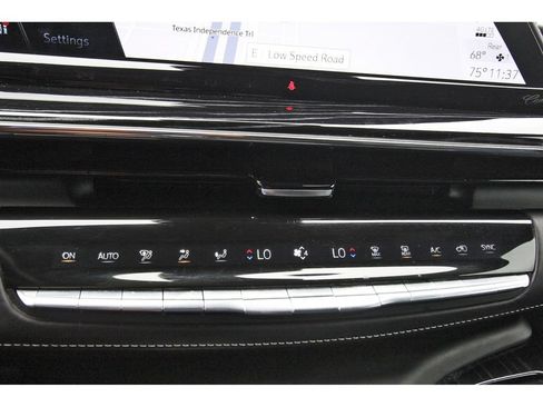 Used 2023 Cadillac Escalade V AWD/4WD image 25