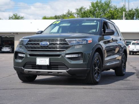 Used 2024 Ford Explorer XLT w/ Equipment Group 202A AWD/4WD image 7