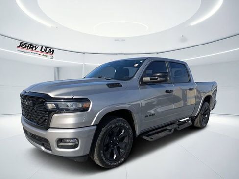 Used 2025 RAM 1500 Big Horn AWD/4WD image 7