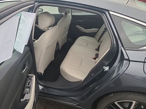 Used 2023 Honda Accord Touring image 12