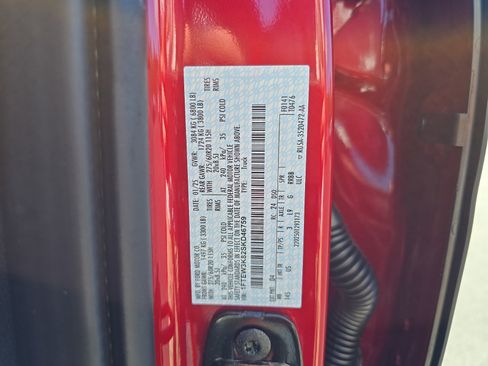 New 2025 Ford F150 XLT w/ Equipment Group 303A High image 28