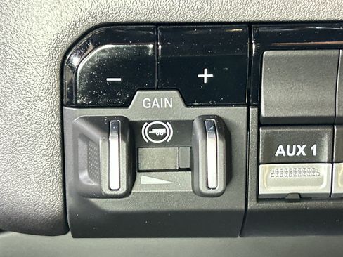 Certified 2025 RAM 2500 Big Horn AWD/4WD image 27