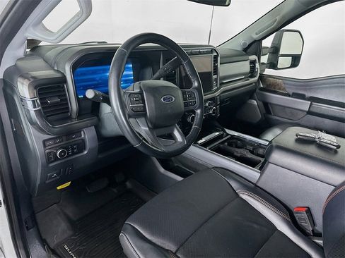 Used 2024 Ford F250 Lariat w/ Lariat Ultimate Package image 29