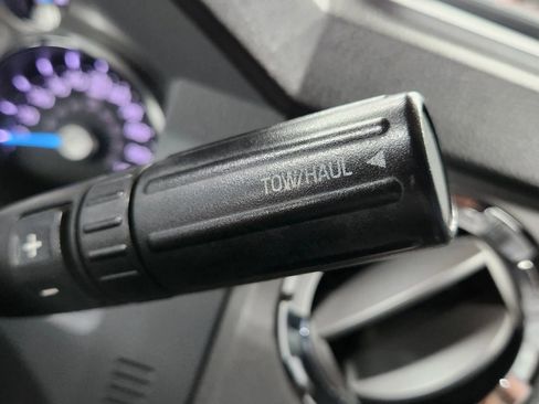 Used 2011 Ford F250 XLT w/ XLT Premium Pkg image 24