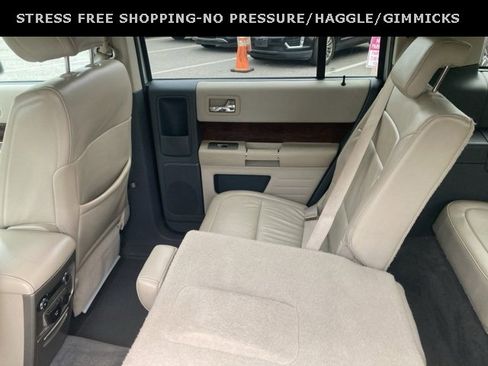 Used 2009 Ford Flex SEL image 32