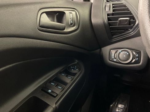 Used 2019 Ford Escape S FWD image 20