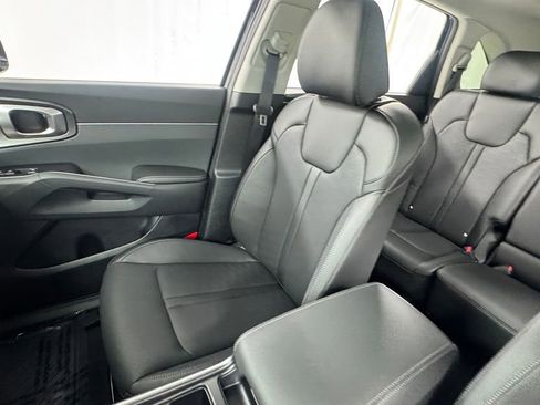 New 2026 Kia Sorento S FWD image 13