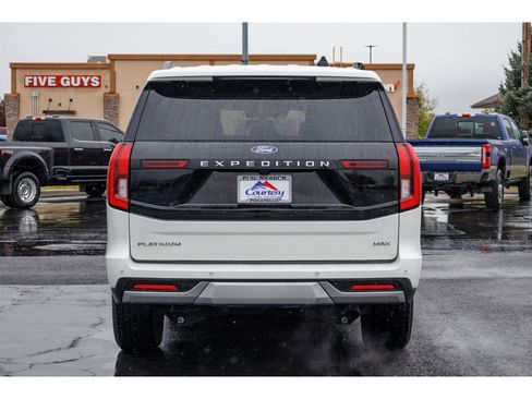 Used 2025 Ford Expedition Max Platinum AWD/4WD image 4