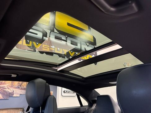 Used 2017 Mercedes-Benz E 400 4MATIC Coupe image 43