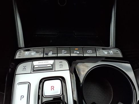 Used 2024 Hyundai Tucson Limited image 15
