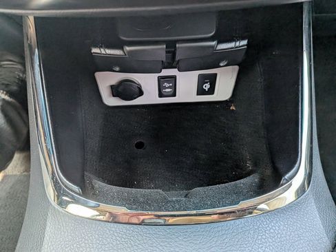 Used 2017 Toyota Avalon XLE image 25