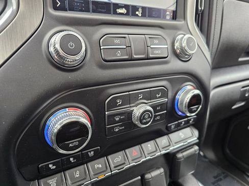 Used 2022 GMC Sierra 2500 Denali AWD/4WD image 28