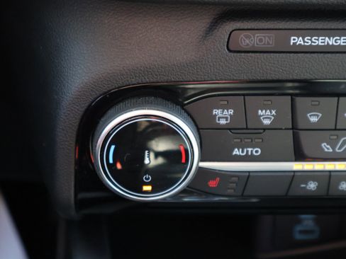 Used 2022 Ford Escape SE w/ Convenience Package image 28