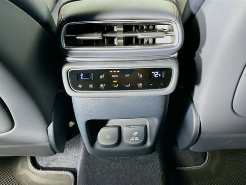 New 2026 Genesis GV80 3.5T e-SC AWD/4WD image 18