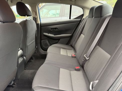 Used 2025 Nissan Sentra SV image 23