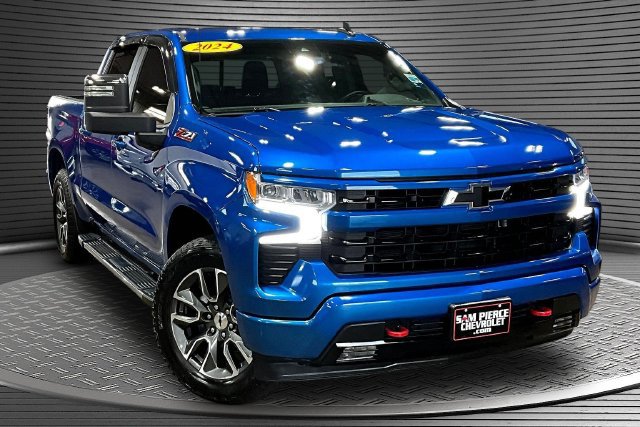 Certified 2024 Chevrolet Silverado 1500 RST AWD/4WD image 3