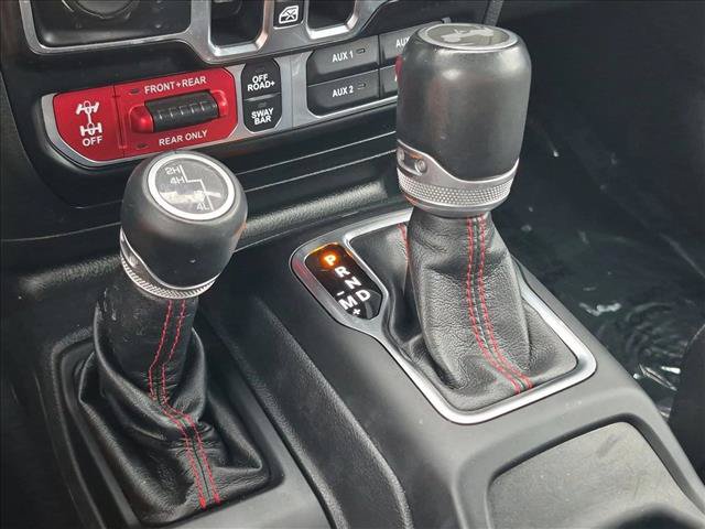 Used 2021 Jeep Wrangler Unlimited Rubicon w/ Cold Weather Group AWD/4WD image 11