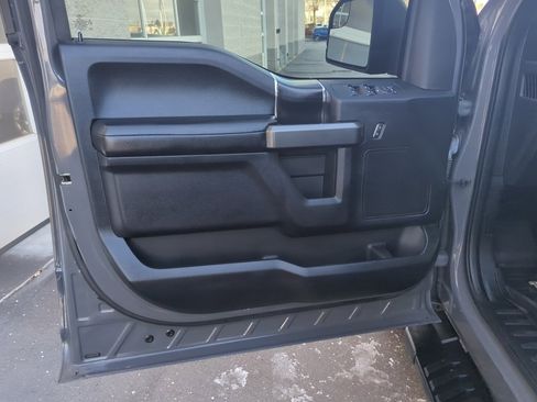 Used 2018 Ford F150 XLT w/ Equipment Group 302A Luxury image 10