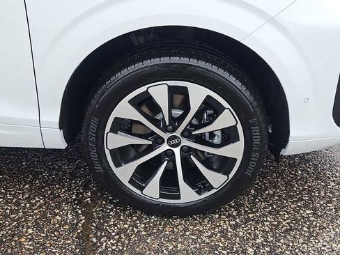 New 2026 Audi Q3 quattro 2.0T AWD/4WD image 3
