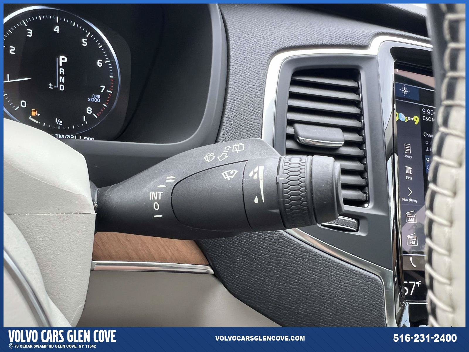 Used 2021 Volvo XC90 T6 Momentum w/ Climate Package AWD/4WD image 23