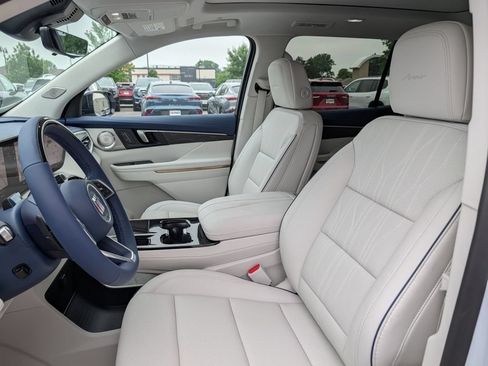 New 2026 Buick Enclave Avenir w/ Super Cruise Package AWD/4WD image 44