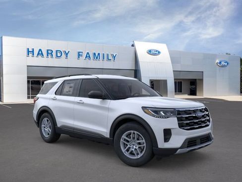 New 2026 Ford Explorer Active RWD image 7