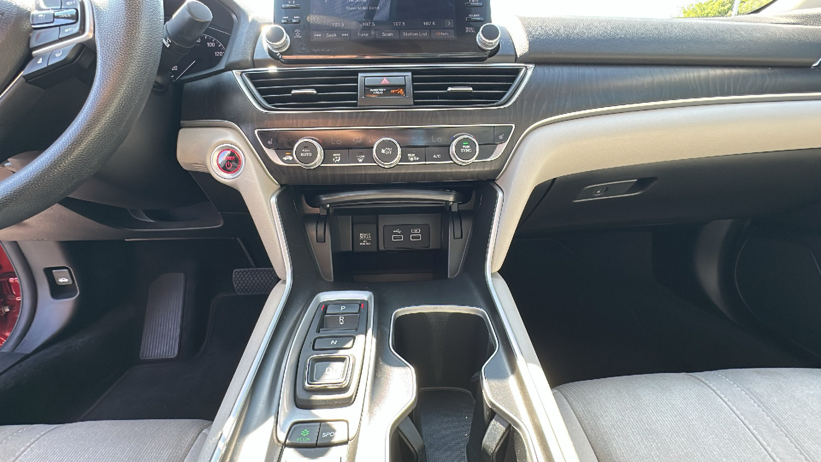 Used 2021 Honda Accord EX image 22