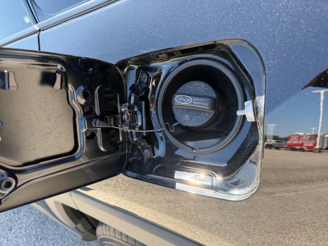 Certified 2025 Toyota RAV4 LE FWD image 22