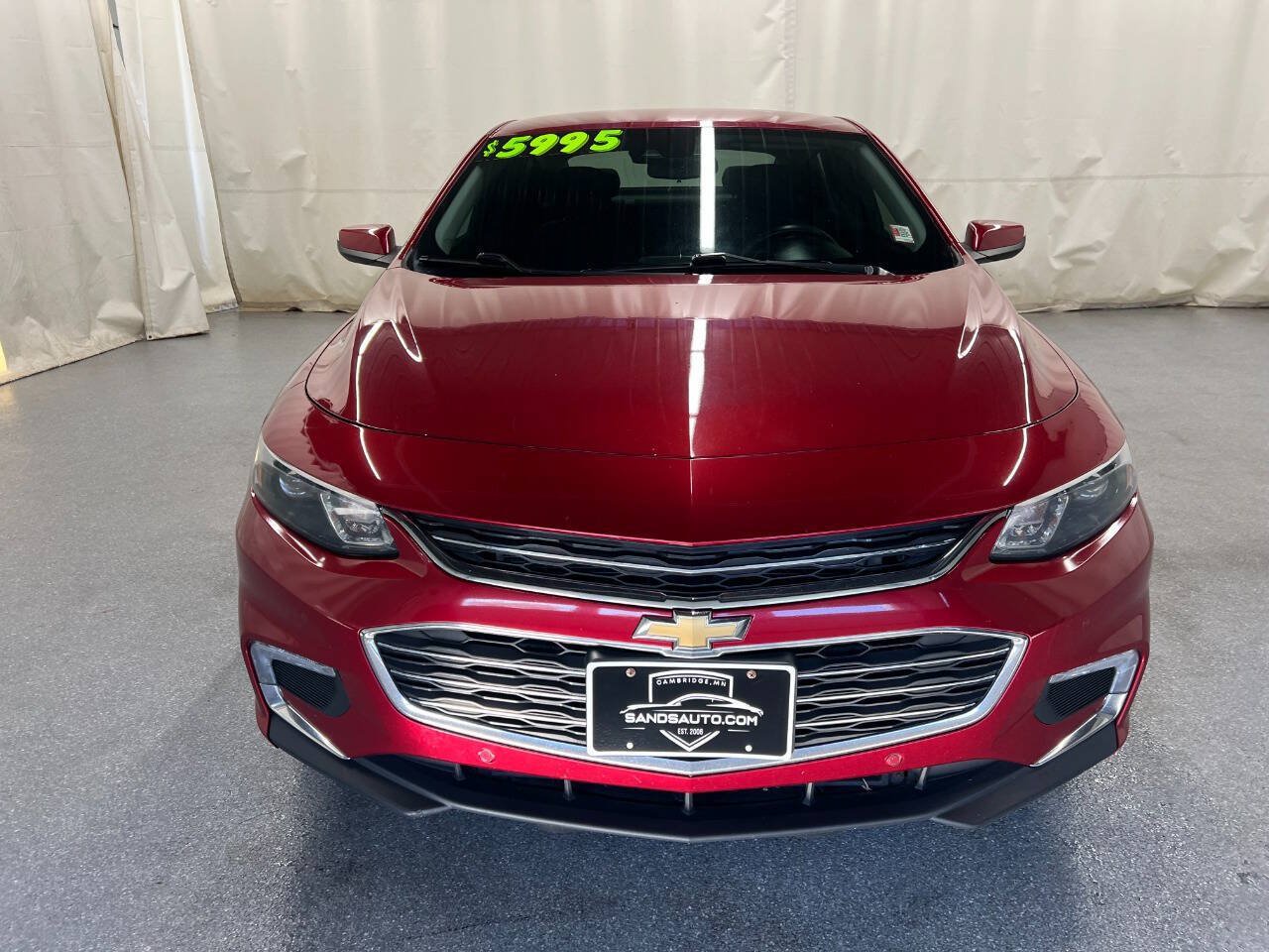 Used 2016 Chevrolet Malibu LT FWD image 2