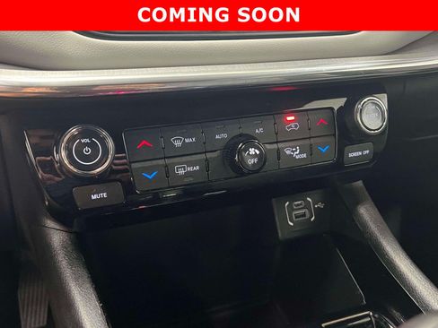Certified 2023 Jeep Compass Limited AWD/4WD image 21