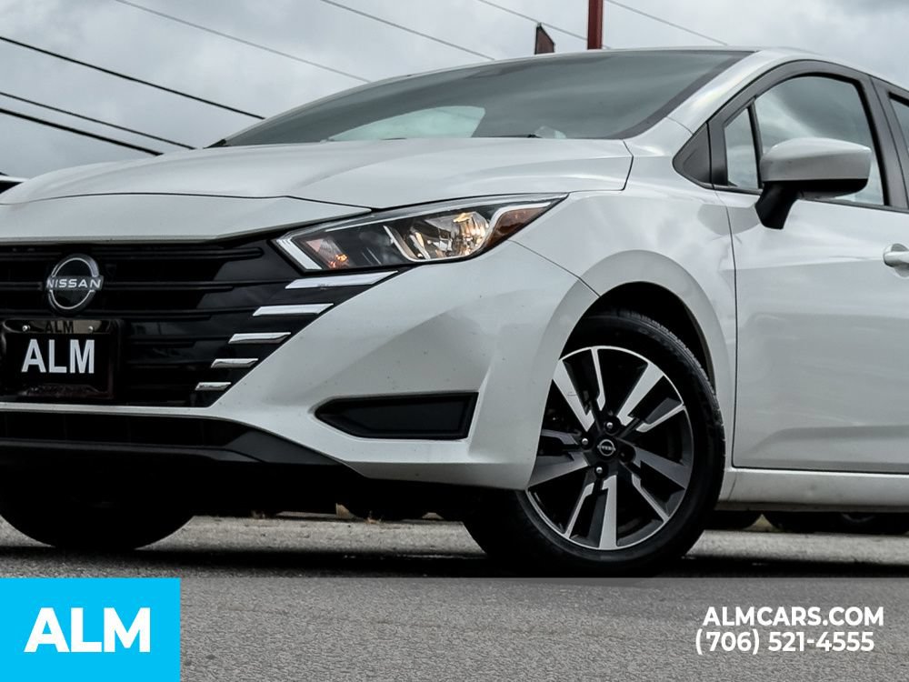 Used 2024 Nissan Versa SV FWD image 10