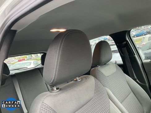 Used 2023 Chevrolet Bolt EUV LT image 60